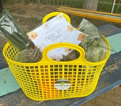 "עושים לכם שוק" סל עשיר לחג ולאירוע